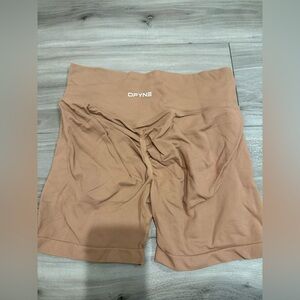 DFYNE Dynamic Shorts | 4.5" - Tawny Brown - S